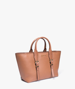 Moore tote in luggage