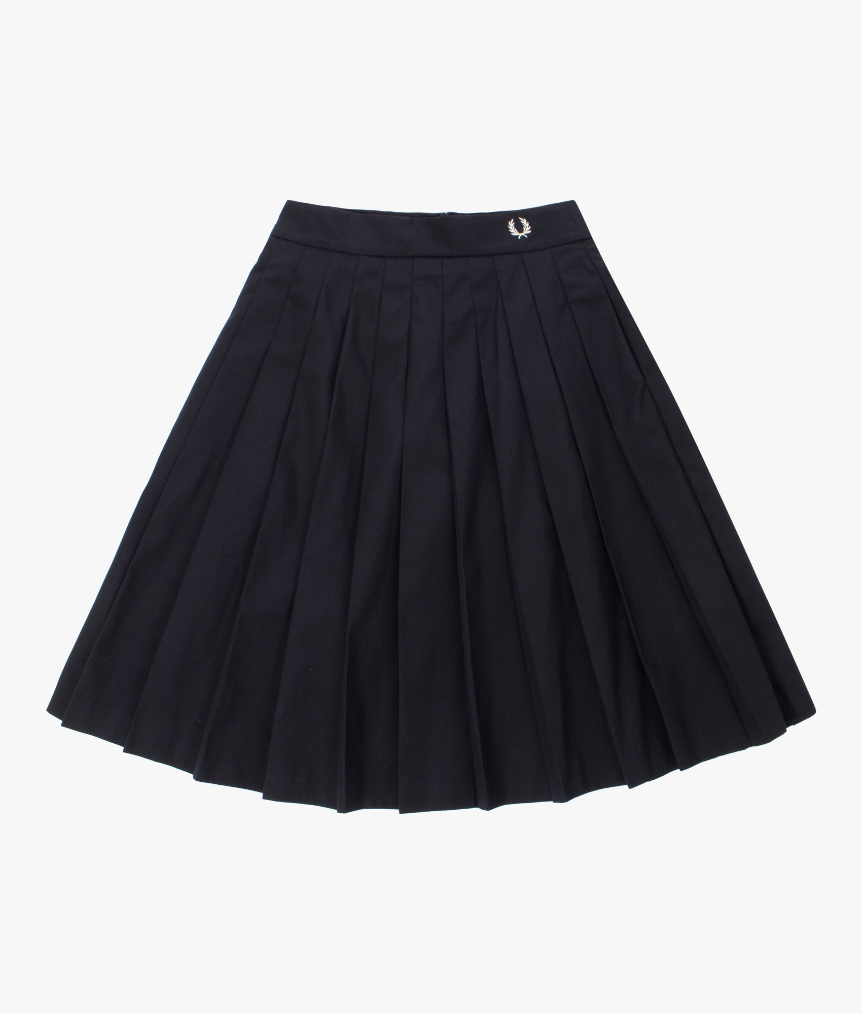 Fred Perry | Pleated skirt in black | EQVVS Womens