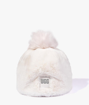 Ugg beanie deals with fur pom